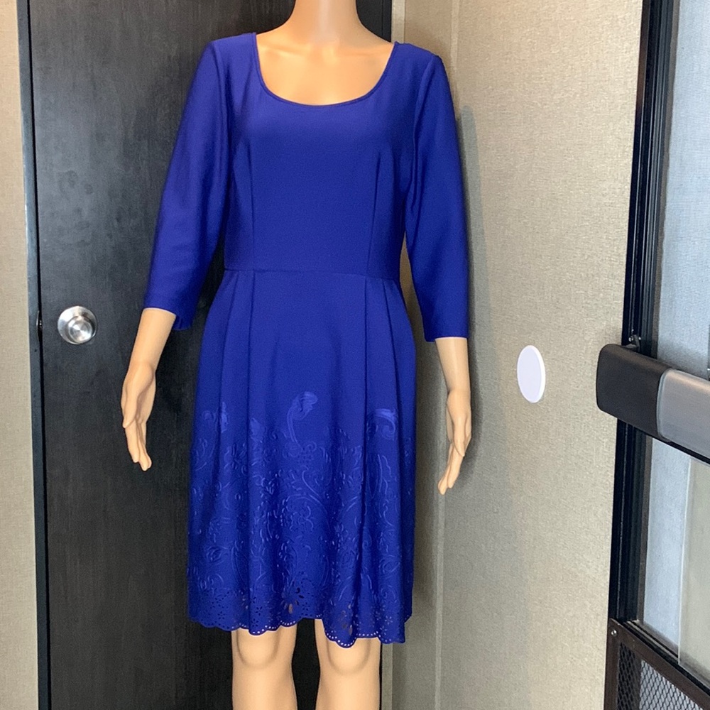 Betsey Johnson sapphire blue beautiful knit dress laser cutout scalloped hem 10